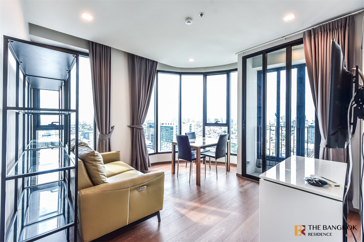 picture The Privilege of Luxury in an Economic Hub Location Ideo Q Victory near BTS Victory Monument - 6/10