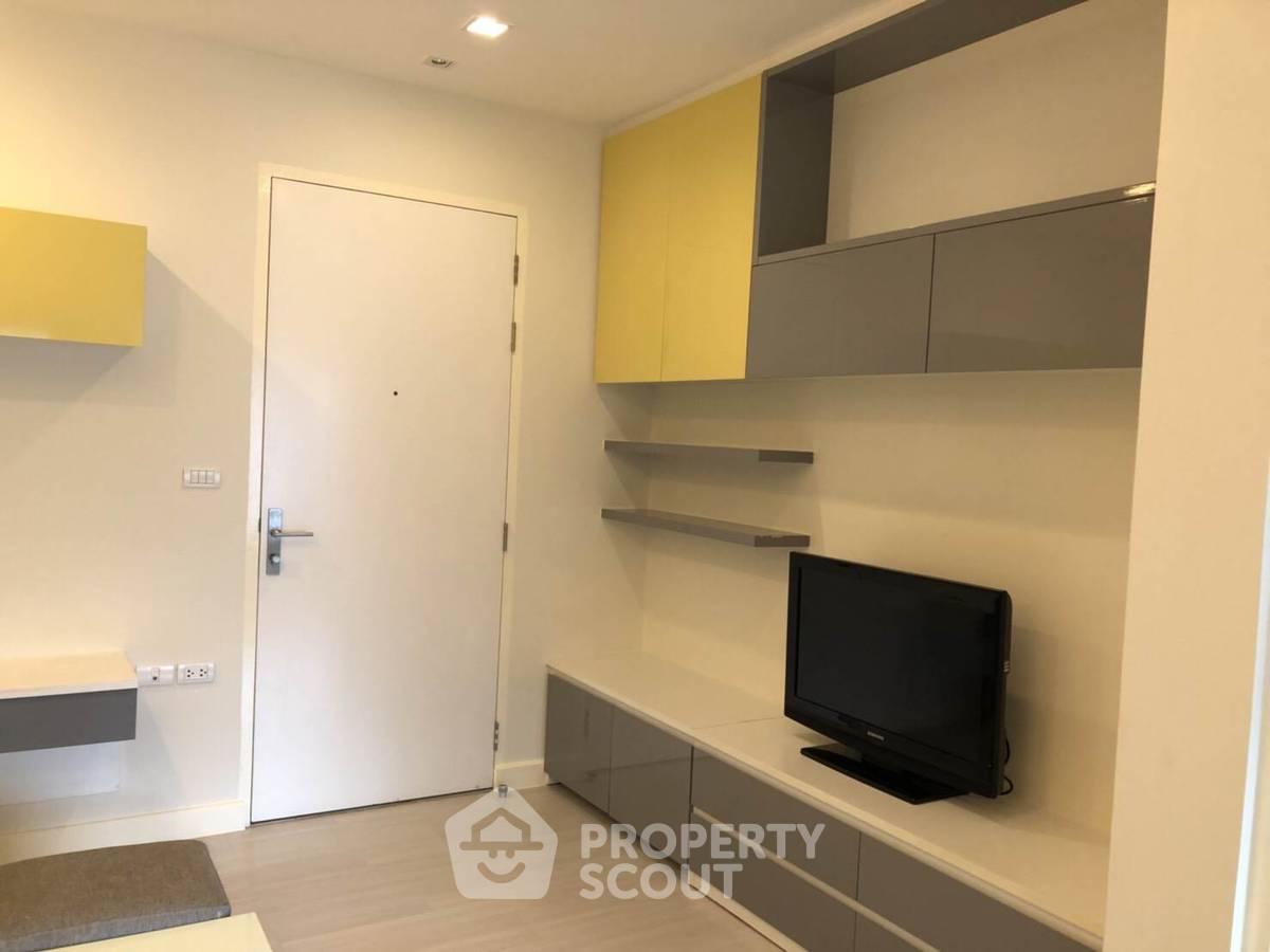 picture 1-BR Condo at The Room Ratchada-Ladprao near MRT Ratchadaphisek (ID 511182) - 3/10