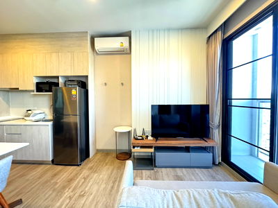 Condos for rent Robinson Sriracha : Luxury condo in the heart of Sriracha: Keen condo: 1 bed 35 sq m, mountain view, ready to move in