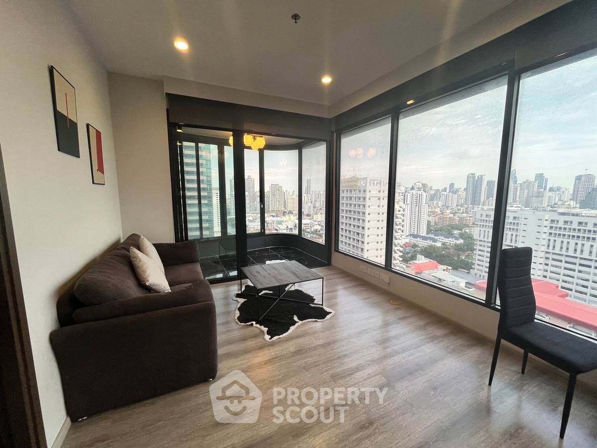 picture 2-BR Condo at Ideo Mobi Asoke near MRT Phetchaburi (ID 1974161) - 1/12