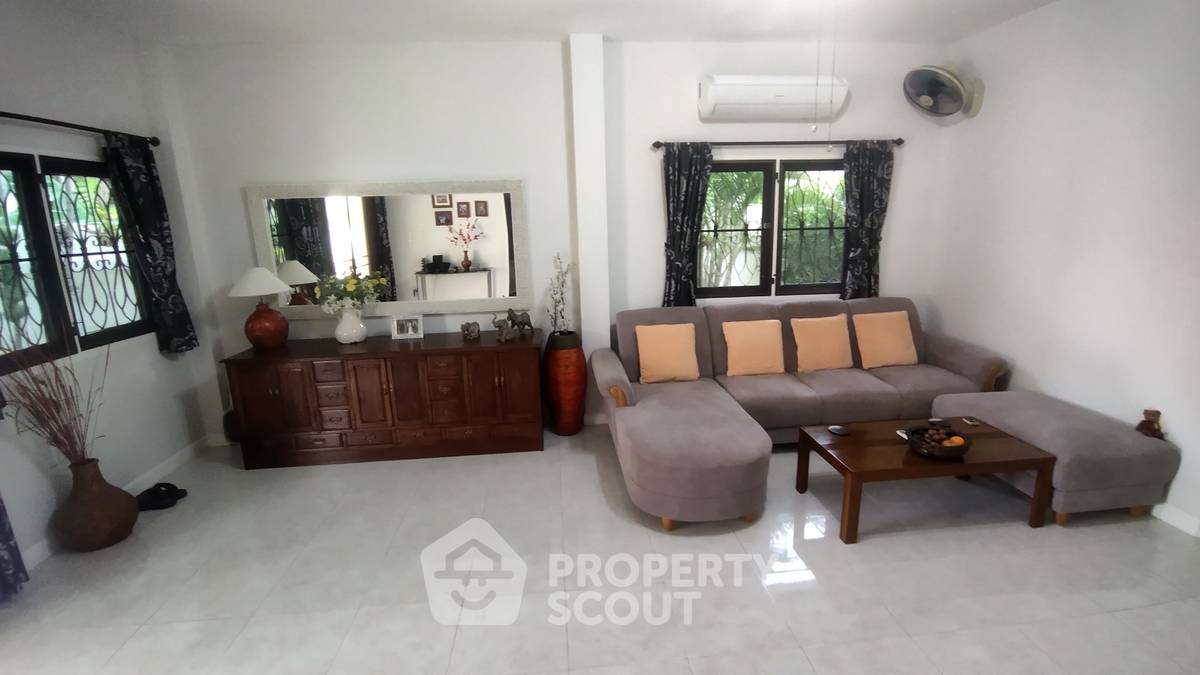 รูป วิลล่า 3-ห้องนอน ใกล้ บ้านศิลปินหัวหิน (ID 1311072) - รูปที่ 11/32
