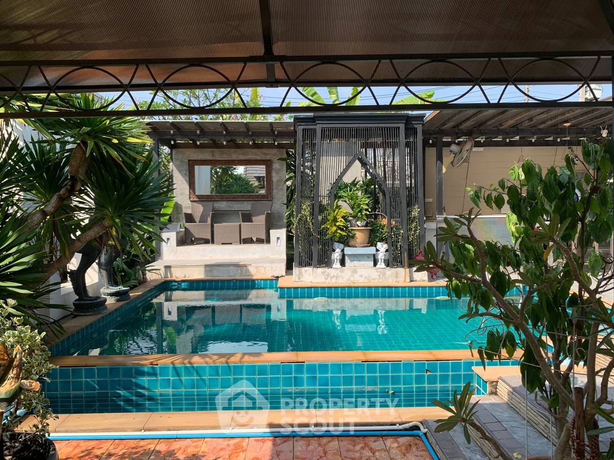 รูป บ้าน 4-ห้องนอน ใกล้ ท่าอากาศยานสุวรรณภูมิ (ID 2033647) - รูปที่ 1/15