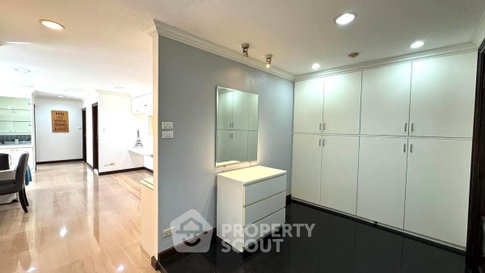 3-BR Condo at Richmond Palace Condominium near BTS Phrom Phong (ID 1547457)