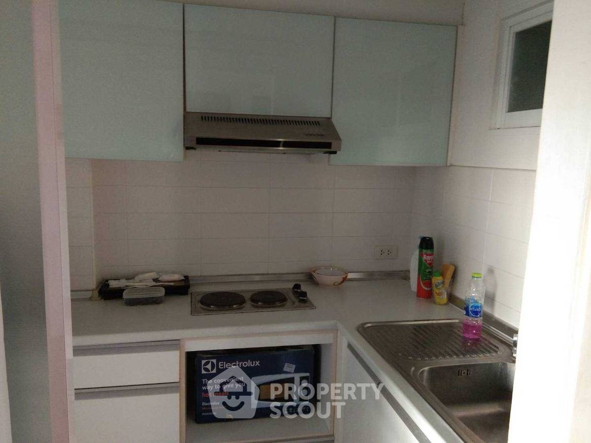 picture 2-BR Condo at Lumpini Suite Pinklao near MRT Bang Yi Khan (ID 592223) - 4/7