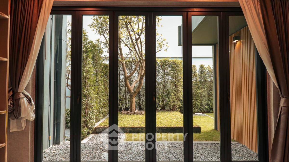 picture 5-BR House close to Krungthep Kreetha (ID 2034030) - 5/37