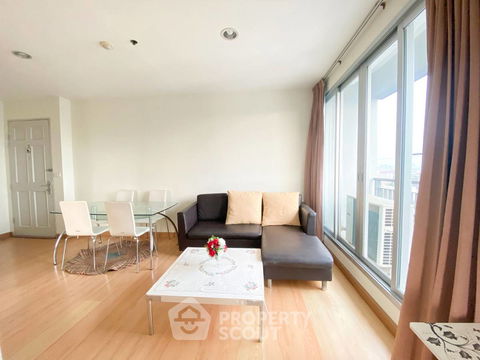 2-BR Condo at Life @ Ratchada-Suthisan near MRT Sutthisan (ID 1530491)