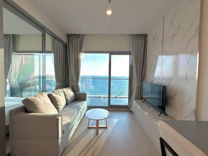 ขายด่วน : The Symphony 1 bed 47 ตรม. คอนโดหรูติดทะเล 