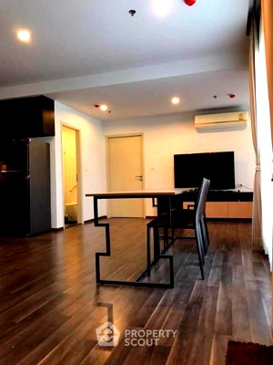 Condos for sale BTS Samrong : 2-BR Condo at The Gallery Bearing near BTS Bearing (ID 2196346)
