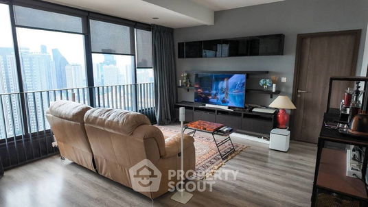 คอนโด 2-ห้องนอน ที่ ไอดีโอ โมบิ อโศก ใกล้ MRT เพชรบุรี (ID 2195875)