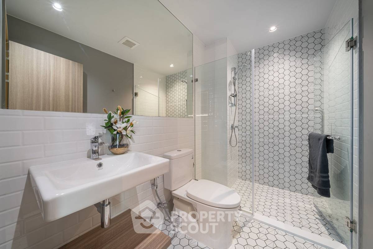 picture 2-BR Condo at Altitude Unicorn Sathorn-Tha Phra near BTS Talat Phlu (ID 1176028) - 13/15