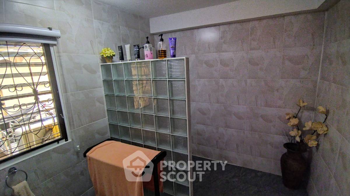 รูป วิลล่า 3-ห้องนอน ใกล้ บ้านศิลปินหัวหิน (ID 1311072) - รูปที่ 21/32
