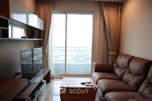 1-BR Condo at Circle Condominium near MRT Phetchaburi (ID 635723)