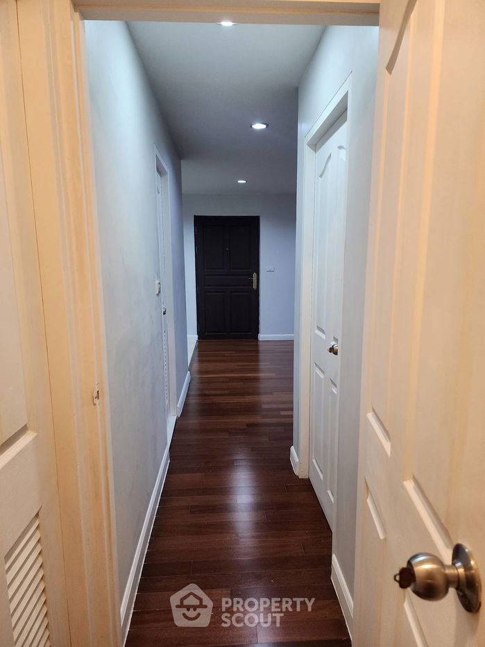 picture 2-BR Condo at Belle Park Residence Condominium in Chong Nonsi (ID 1717493) - 3/7