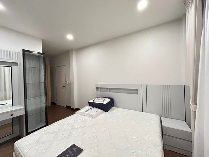 4-bed house for rent, 289 sqm, 65 sq wah, The City Ramintra 3