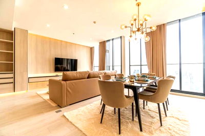 Condos for sale Phloen Chit Road : ♦ Modern Luxury style ♦ B Tower, 40+ Floor, Type B82 | 120.23 sq.m. 2 beds | Condo skywalk connect to BTS ploenchit and Central Embassy.