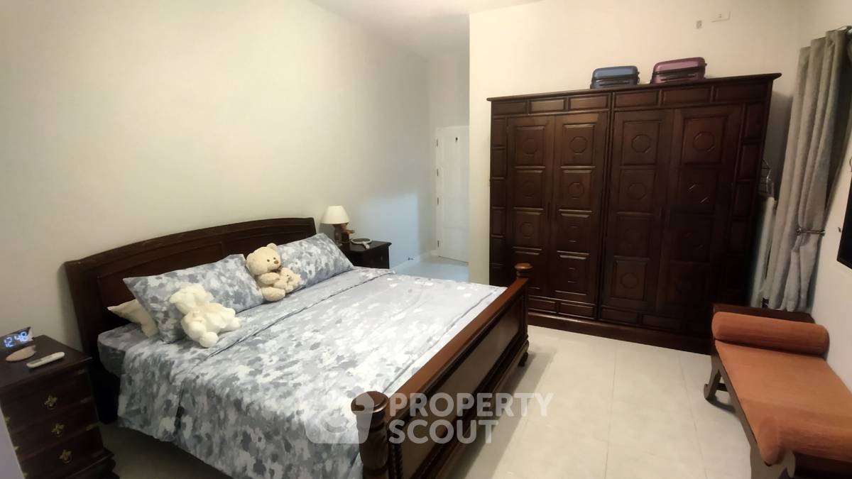 รูป วิลล่า 3-ห้องนอน ใกล้ บ้านศิลปินหัวหิน (ID 1311072) - รูปที่ 22/32