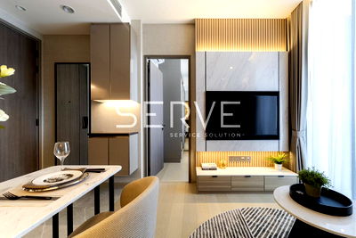 Condos for rent BTS Victory Monument : 1 Bed Nice Room Good Location Super Luxury Condo Close to BTS Victory Monument 400 m. & King Power  @ The EXTRO Phayathai Rangnam 