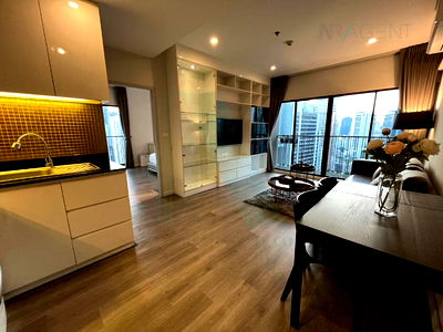 Condos for rent : 🚩 For Rent Condo NOBLE REFINE Building 1, Floor 24,1 bed room, Room size 54.00 sqm