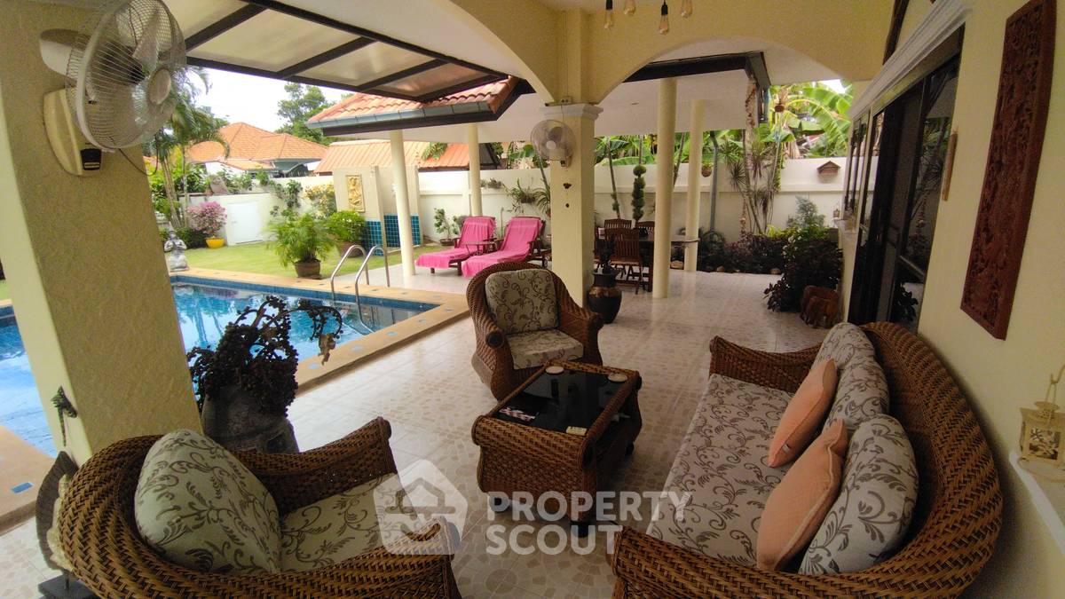 รูป วิลล่า 3-ห้องนอน ใกล้ บ้านศิลปินหัวหิน (ID 1311072) - รูปที่ 8/32