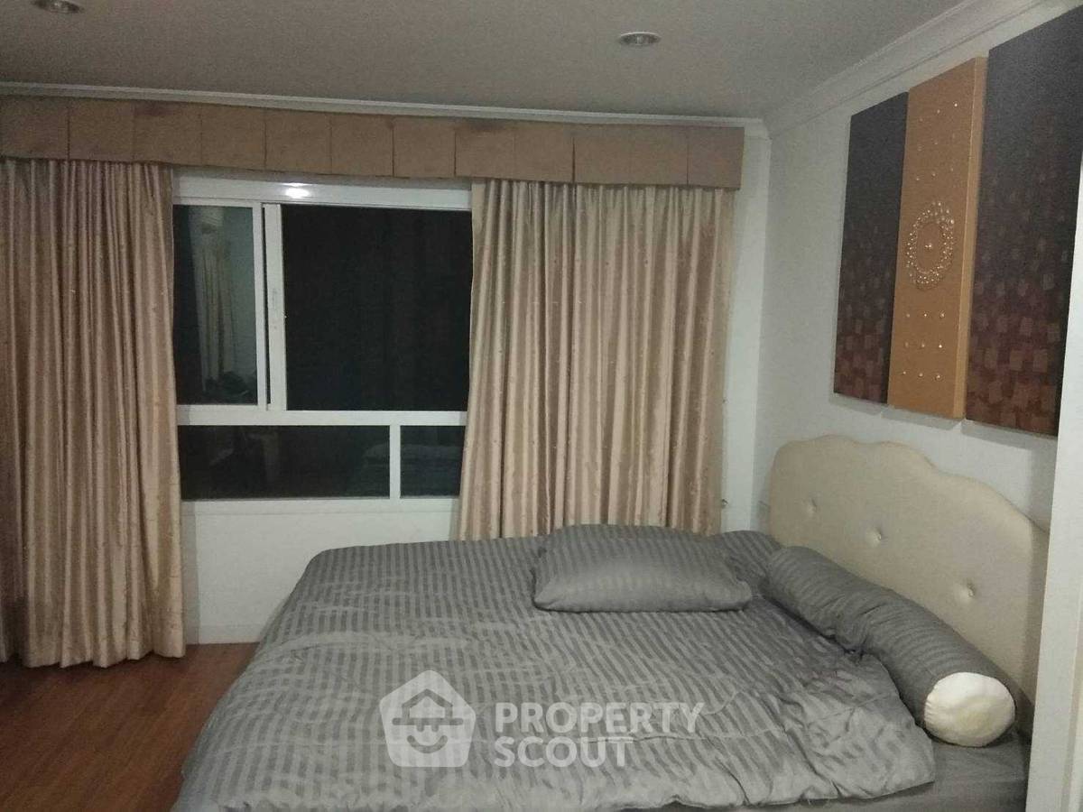 picture 2-BR Condo at Lumpini Suite Pinklao near MRT Bang Yi Khan (ID 592223) - 2/7