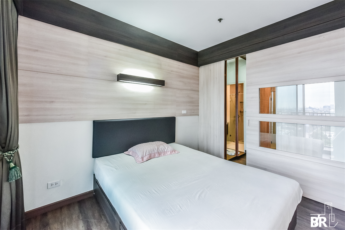 picture Noble Reflex near BTS Ari Luxury Unit, Ready for You Without the Wait - 5/10