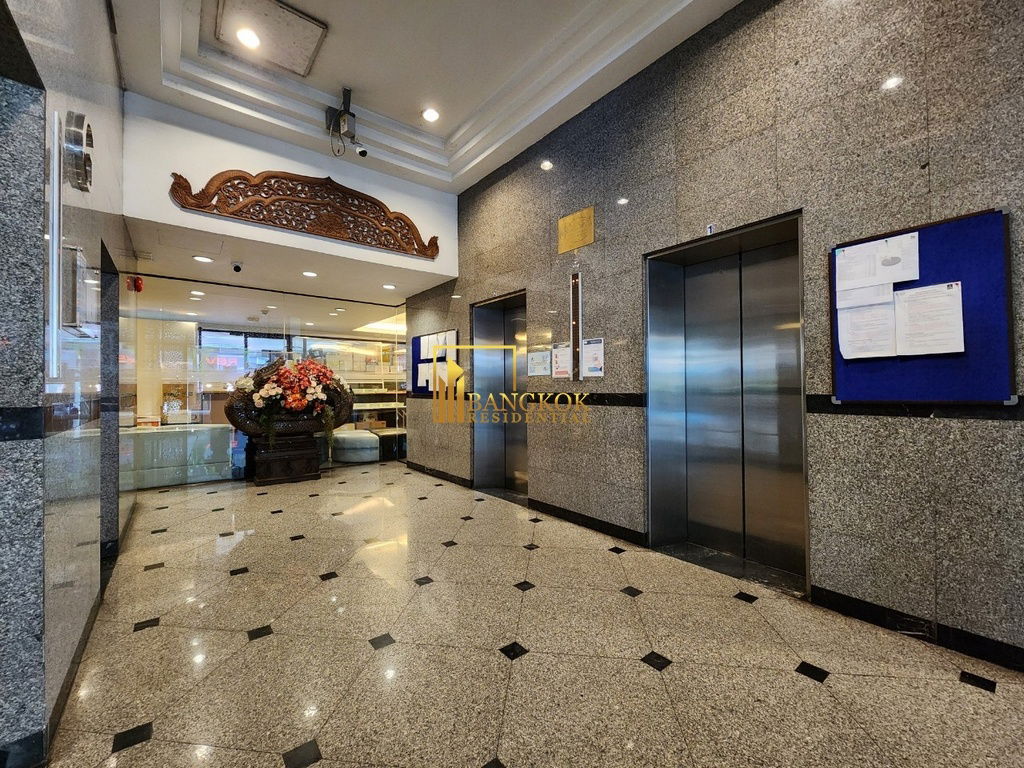 picture Supalai Place - Bright 2 Bed Condo For Rent in Phrom Phong - BR18260CD - 32/35