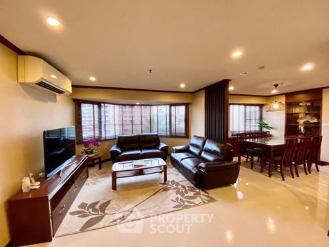 3-BR Condo at Baan Suanpetch Condominium near BTS Phrom Phong (ID 457241)