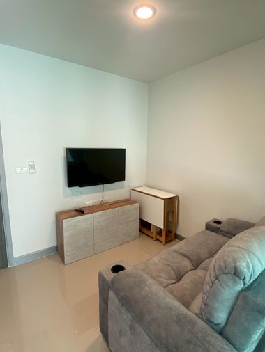 1-bed condo for rent, 30 sqm, Lazio Sriyan