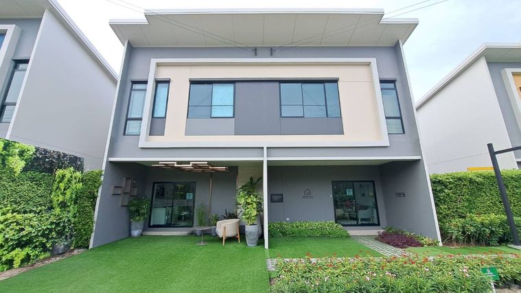 For sale: Model home, townhouse in front of clubhouse!!! Modern Loft style, Siri Place project, Pracha Uthit 90