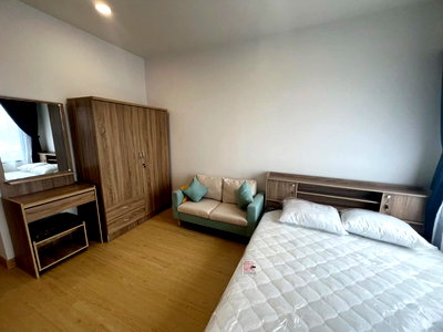Condos for rent : Condo For Rent// The LIVIN Phetkasem