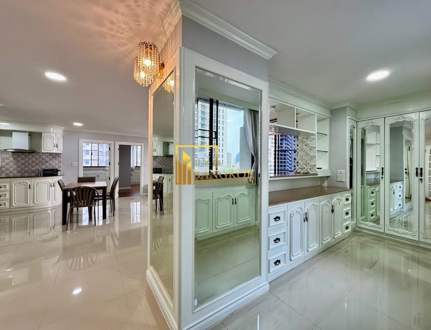 picture Supalai Place - Bright 2 Bed Condo For Rent in Phrom Phong - BR18260CD - 9/35