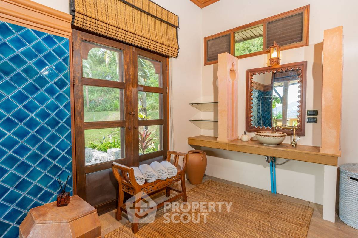 รูป วิลล่า 7-ห้องนอน ใน เชิงทะเล (ID 877013) - รูปที่ 22/30