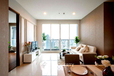 Condos for sale Silom and Sathorn Road : 2-BR Condo at Menam Residences in Wat Phraya Krai (ID 1535166)