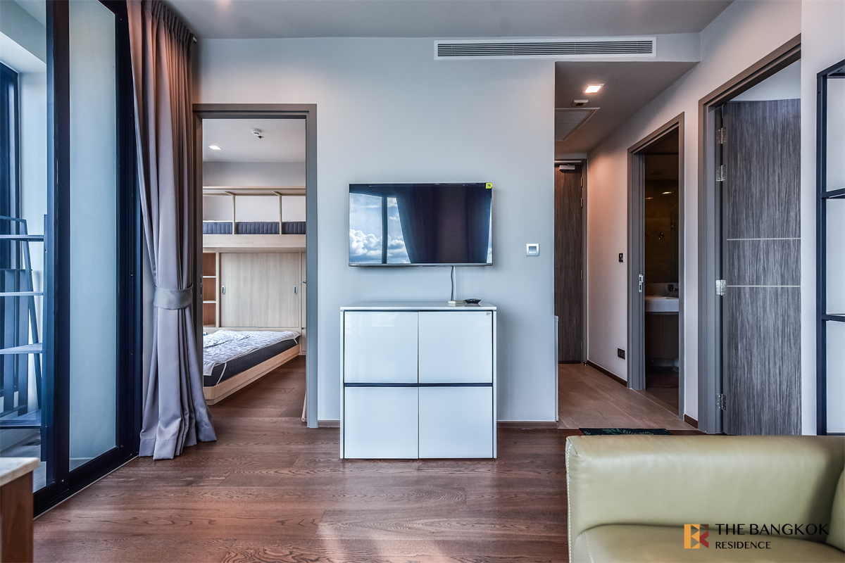 picture The Privilege of Luxury in an Economic Hub Location Ideo Q Victory near BTS Victory Monument - 10/10