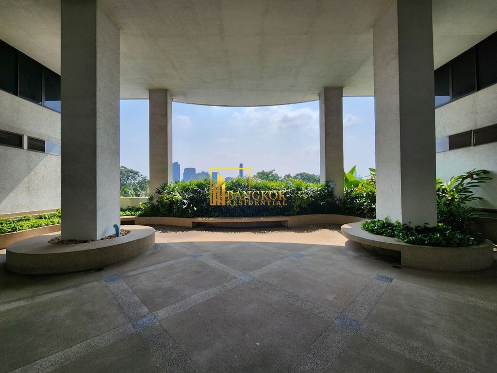 picture Supalai Place - Bright 2 Bed Condo For Rent in Phrom Phong - BR18260CD - 34/35