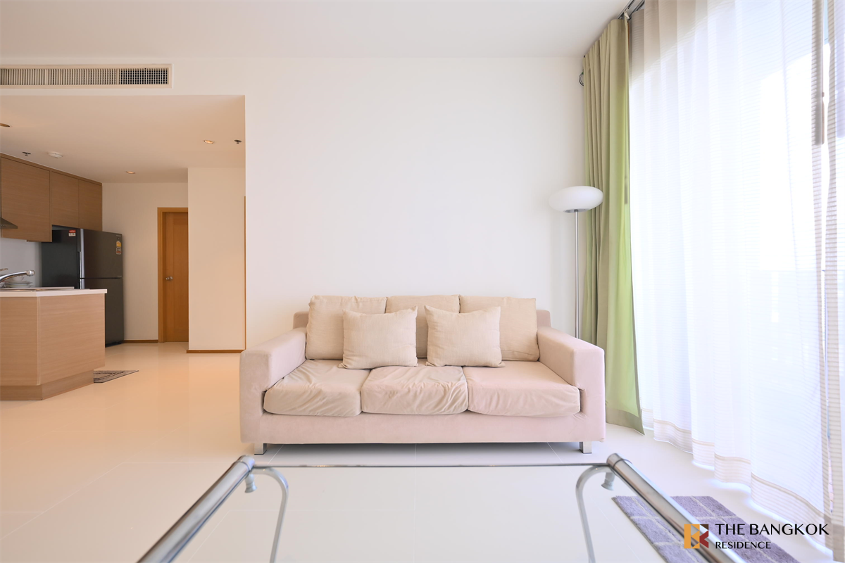 picture Luxury Unit, Ready for You Without the Wait The Emporio Place - 10/10