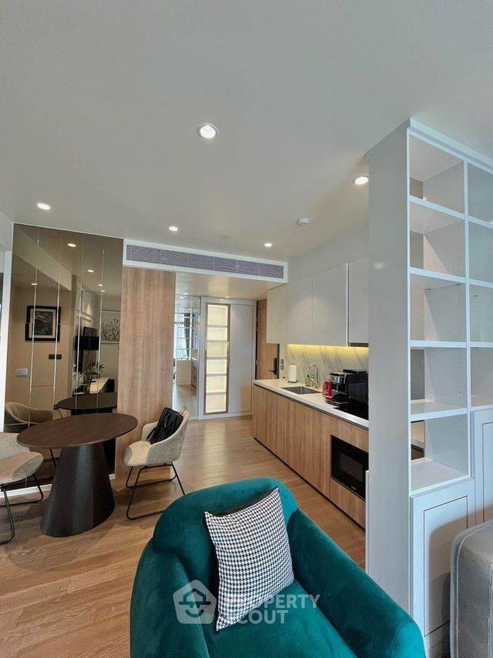 picture 2-BR Condo at Muniq Sukhumvit 23 near MRT Sukhumvit (ID 1475400) - 8/17