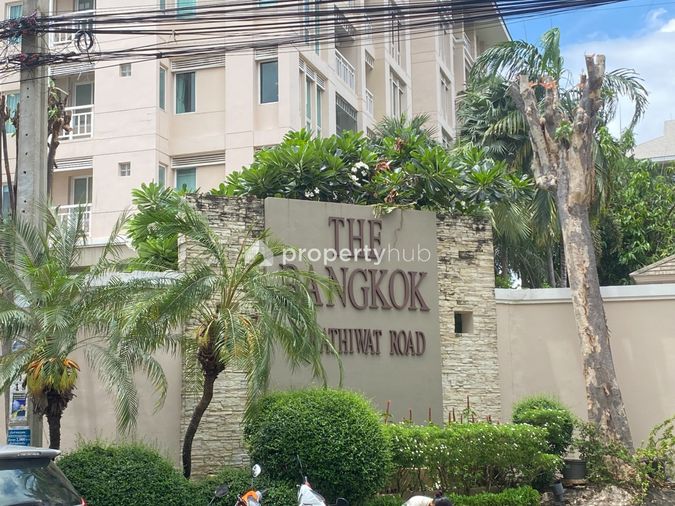 The Bangkok Narathiwas