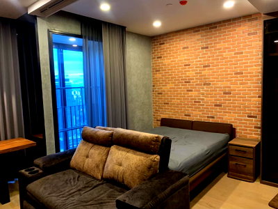 คอนโดให้เช่า : Ashton Chula - Silom ห้องสวย ราคาดี สอบถามเพิ่มเติมได้ที่ Line @condorental
