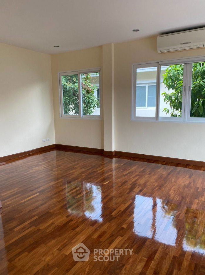 รูป บ้าน 3-ห้องนอน ใน นวลจันทร์ (ID 2197283) - รูปที่ 4/14