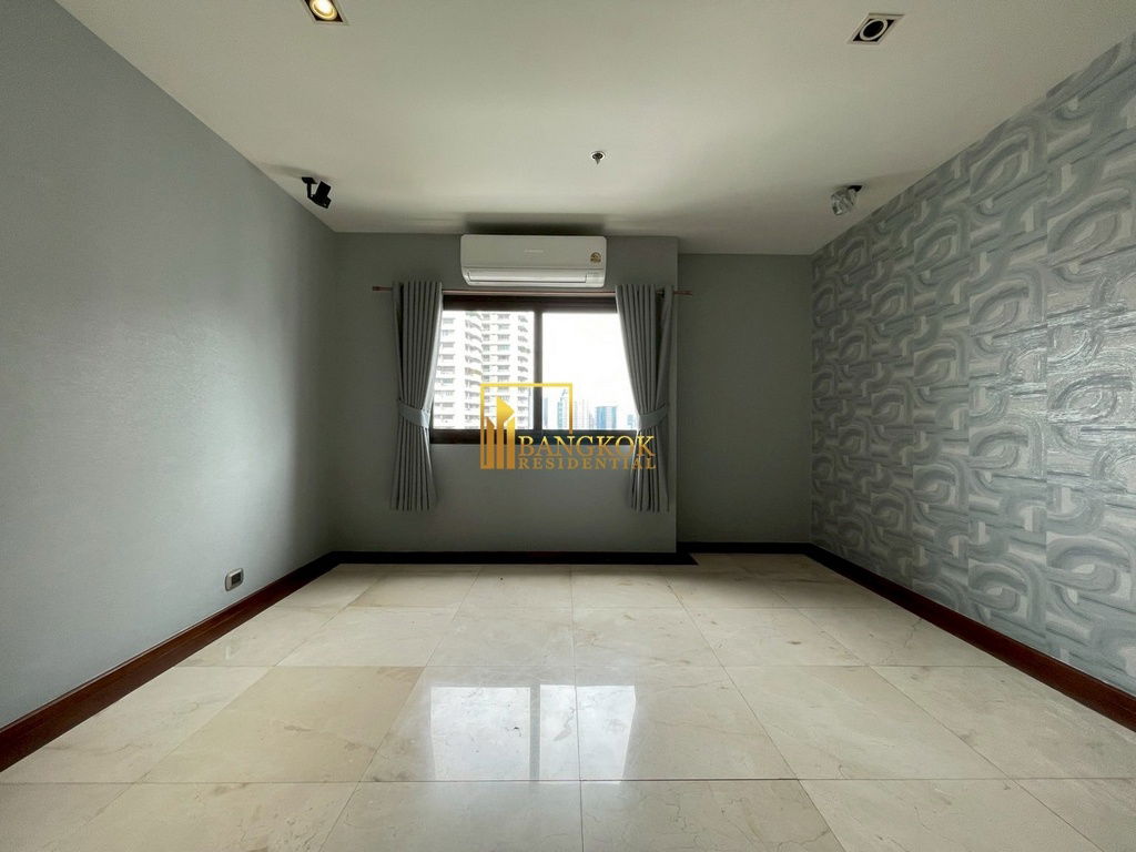 picture Kallista Mansion - Expansive 3 Bedroom Pet Friendly Condo - BR19738CD - 13/47