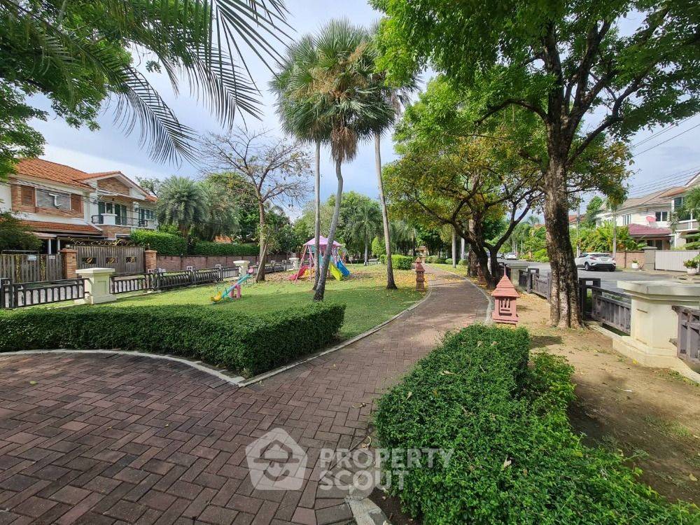 รูป บ้าน 3-ห้องนอน ใน นวลจันทร์ (ID 2197283) - รูปที่ 13/14