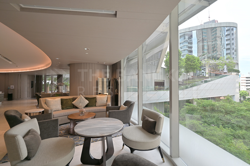 Condos for sale : The Privilege of Luxury in an Economic Hub Location Magnolias Ratchadamri Boulevard near BTS Ratchadamri