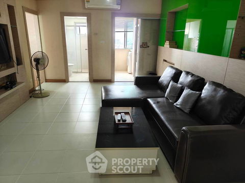 2-BR Condo at Supalai Park Ratchayothin near BTS Ratchayothin (ID 2074346)