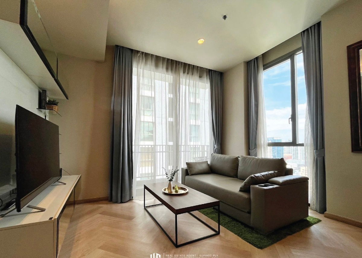 picture Condo For Rent // Quattro by Sansiri - 6/12
