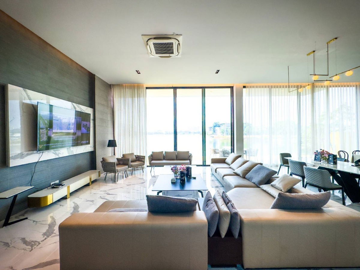 รูป บ้าน Luxury ในหมูบ้าน The Laken เมืองทอง แจ้งวัฒนะ บ้านตัวอย่างในราคา พิเศษที่สุดในโครงการ - รูปที่ 3/10