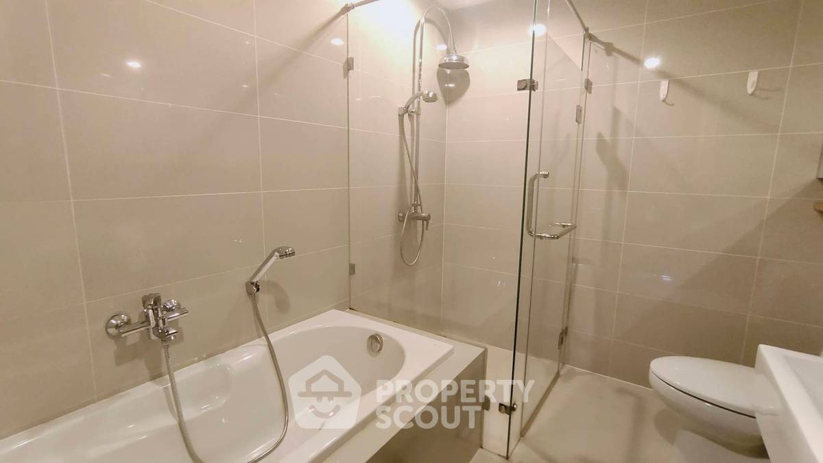 รูป คอนโด 2-ห้องนอน ที่ 15 สุขุมวิท เรสซิเด็นท์ ใกล้ BTS นานา (ID 2111873) - รูปที่ 13/26