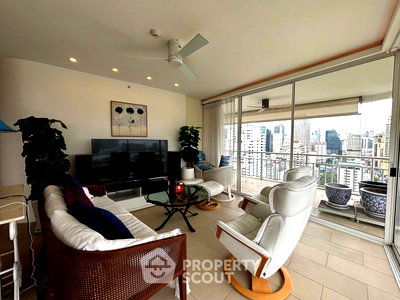 Condos for rent : High-Floor 2-BR 140 Sqm At Lake Green, BTS Asoke (ID 1277482)