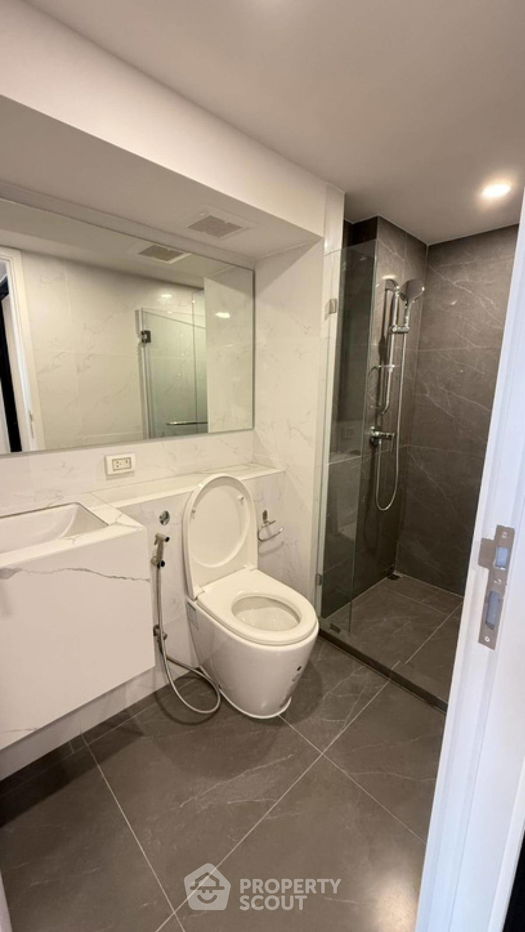 picture Studio Condo at Origin Plug & Play Ramkhamhaeng Triple Station in Hua Mak (ID 1915927) - 6/16