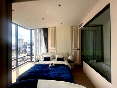 Condos for rent MRT Sam Yan : Code: KJ7535  for rent Ashton Silom // Line ID: @kjcondo (with @) //